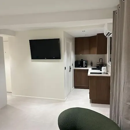 Centre à 3 Minutes Du Palais Des Festivals